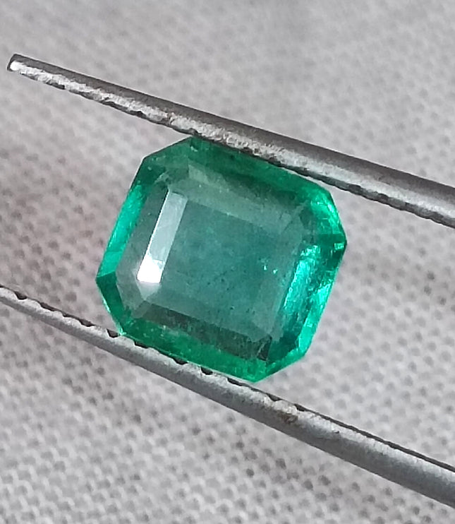 Zambian Emerald 1.06ct Medium Light Green Certified Natural Gemstone