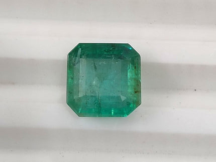 Zambian Emerald 2.59ct Certified Natural Medium Green Gemstone