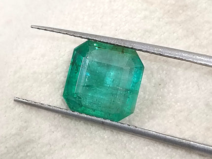 Zambian Emerald 2.59ct Certified Natural Medium Green Gemstone