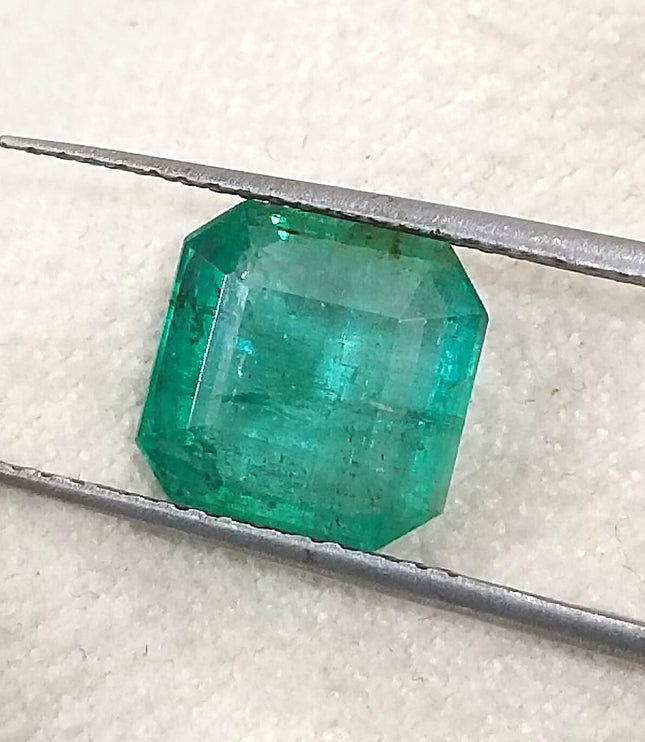 Zambian Emerald 2.59ct Certified Natural Medium Green Gemstone