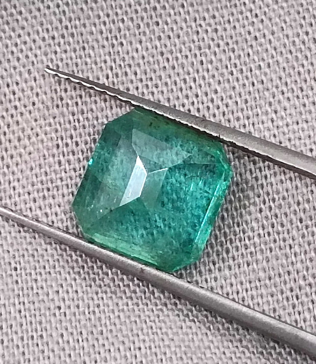 Zambian Emerald 2.59ct Certified Natural Medium Green Gemstone