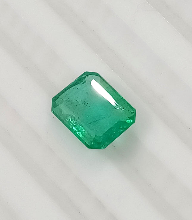 GSI Certified 1.06ct Spring Green Emerald, Natural Earth mined Gemstone