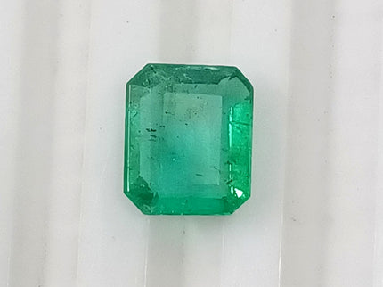 GSI Certified 1.06ct Spring Green Emerald, Natural Earth mined Gemstone