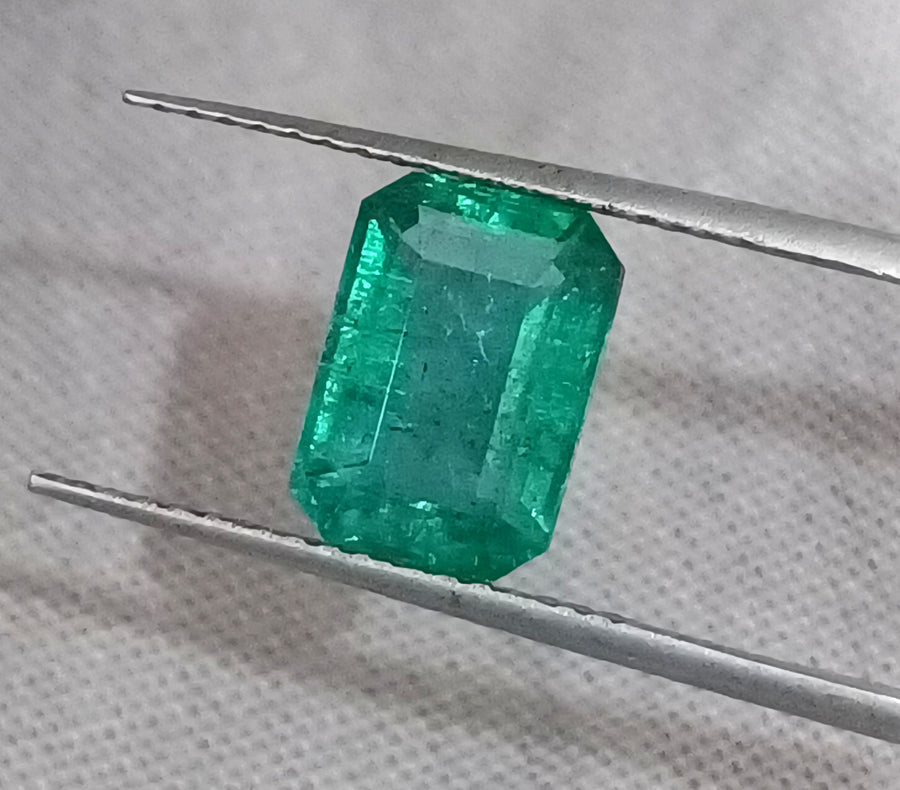 Certified 2.14ct Zambian Emerald, Natural Medium Deep Green Gemstone.