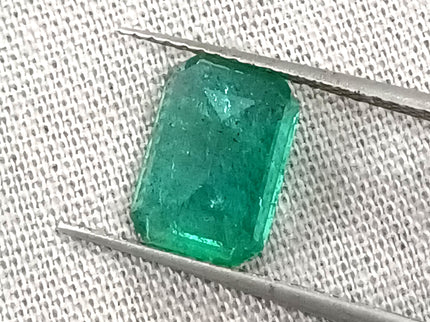 Certified 2.14ct Zambian Emerald, Natural Medium Deep Green Gemstone.