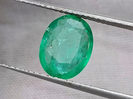 1.91ct Natural Emerald GSI Certified Zambian Medium Green Oval Gemstone