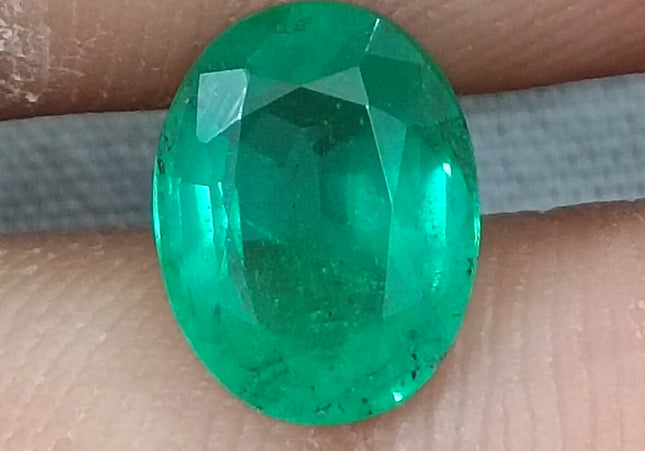 GSI Certified 1.99ct Grass Green Emerald, Natural Earth Mined Gemstone