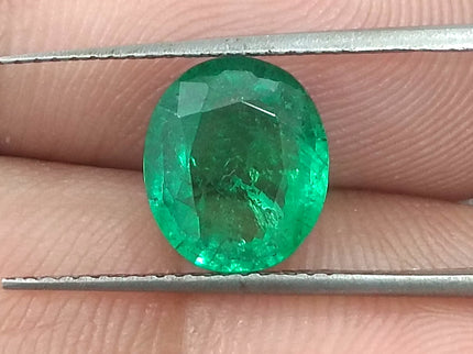 Certified 1.94ct Vivid Medium Green Emerald, Natural loose gemstone