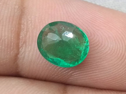 Certified 1.94ct Vivid Medium Green Emerald, Natural loose gemstone