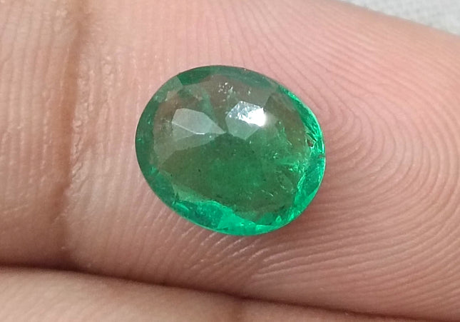 GSI Certified 1.94ct Vivid Medium Green Emerald, Natural loose gemstone