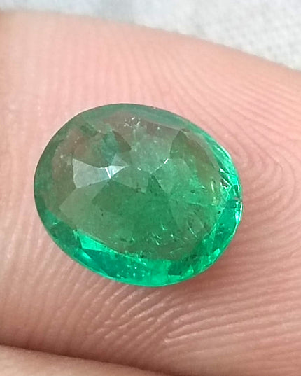 GSI Certified 1.94ct Vivid Medium Green Emerald, Natural loose gemstone