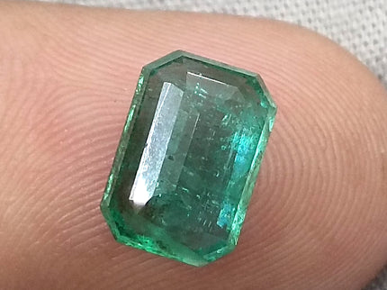 GSI Certified 2.39ct Zambian Emerald, Natural Loose Gemstone