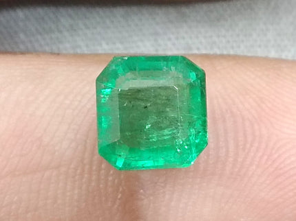 GSI Certified 2.55ct Neon Green Emerald, Natural Loose Gemstone