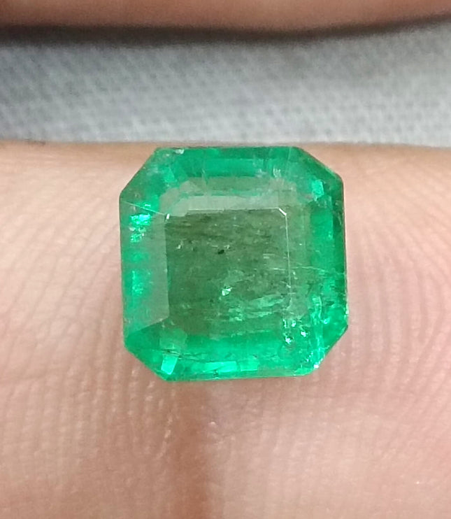 GSI Certified 2.55ct Neon Green Emerald, Natural Loose Gemstone