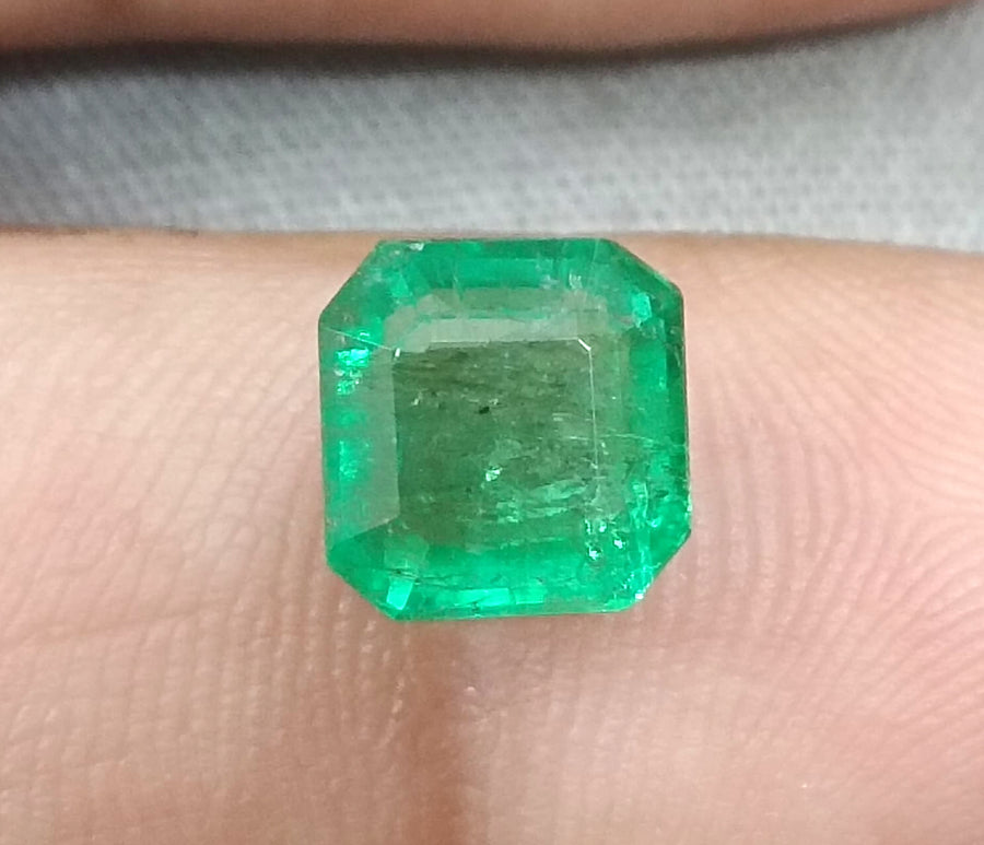GSI Certified 2.55ct Neon Green Emerald, Natural Loose Gemstone