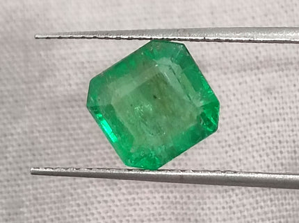 GSI Certified 2.55ct Neon Green Emerald, Natural Loose Gemstone