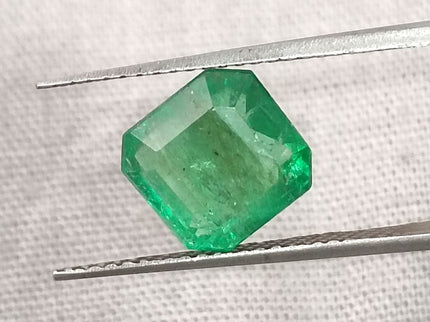 GSI Certified 2.55ct Neon Green Emerald, Natural Loose Gemstone