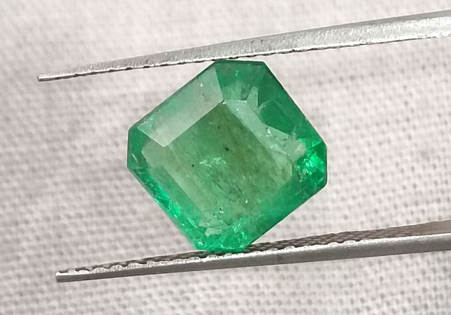 GSI Certified 2.55ct Neon Green Emerald, Natural Loose Gemstone