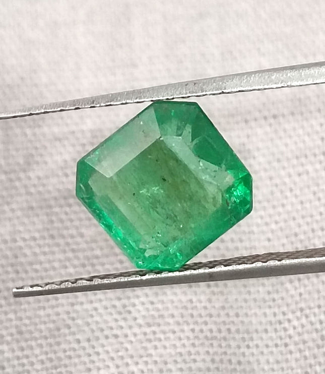 GSI Certified 2.55ct Neon Green Emerald, Natural Loose Gemstone