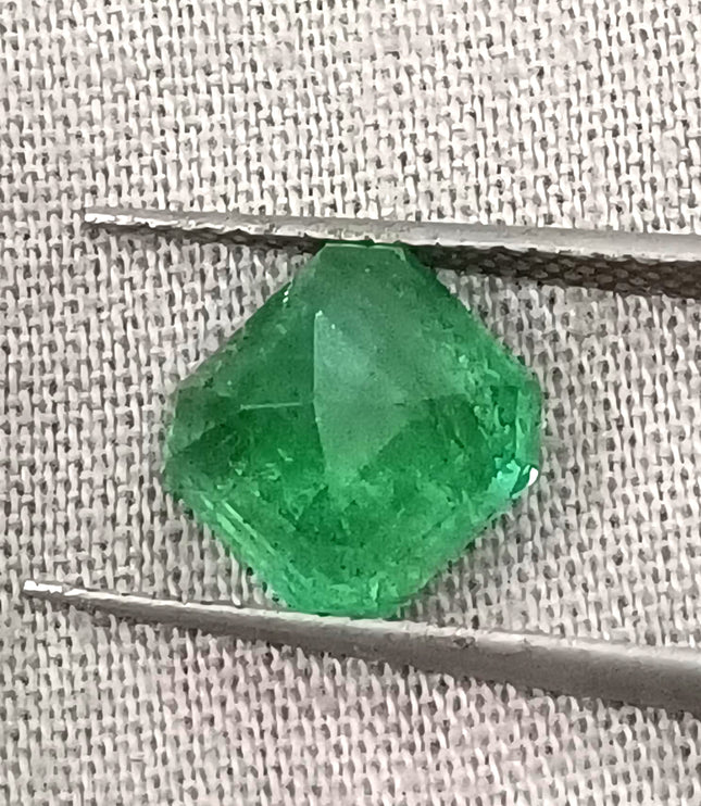 GSI Certified 2.55ct Neon Green Emerald, Natural Loose Gemstone