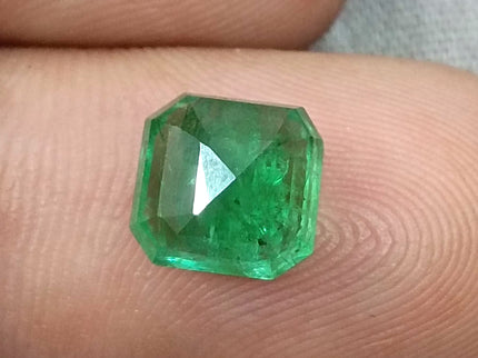 GSI Certified 2.55ct Neon Green Emerald, Natural Loose Gemstone