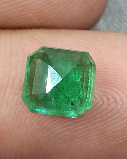 GSI Certified 2.55ct Neon Green Emerald, Natural Loose Gemstone