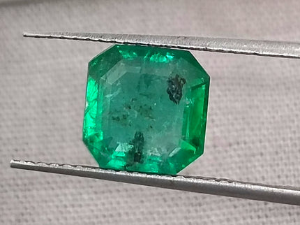 Zambian Emerald 2.43ct Certified Vivid Medium Green Natural earth mined Gemstone