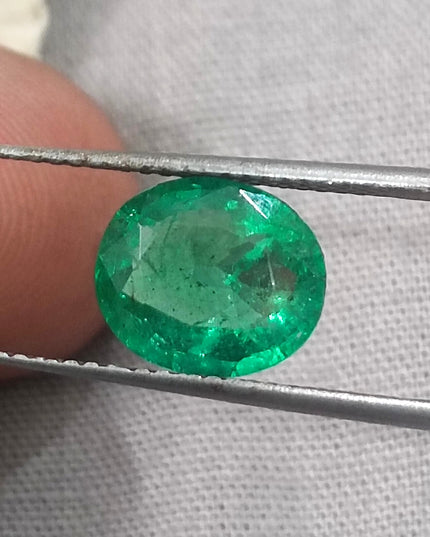 GSI Certified 1.94ct Vivid Medium Green Emerald, Natural loose gemstone