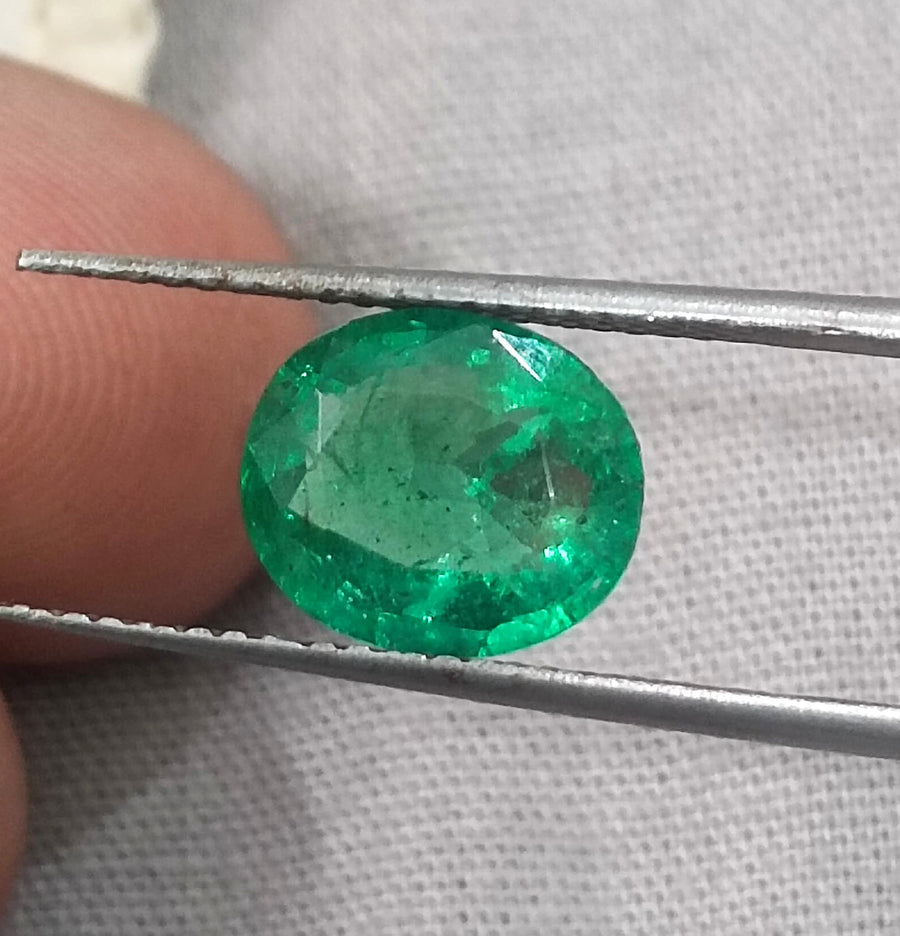 Certified 1.94ct Vivid Medium Green Emerald, Natural loose gemstone