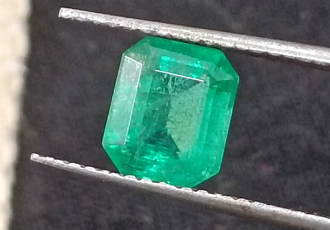 Zambian and colombian natural emeralds