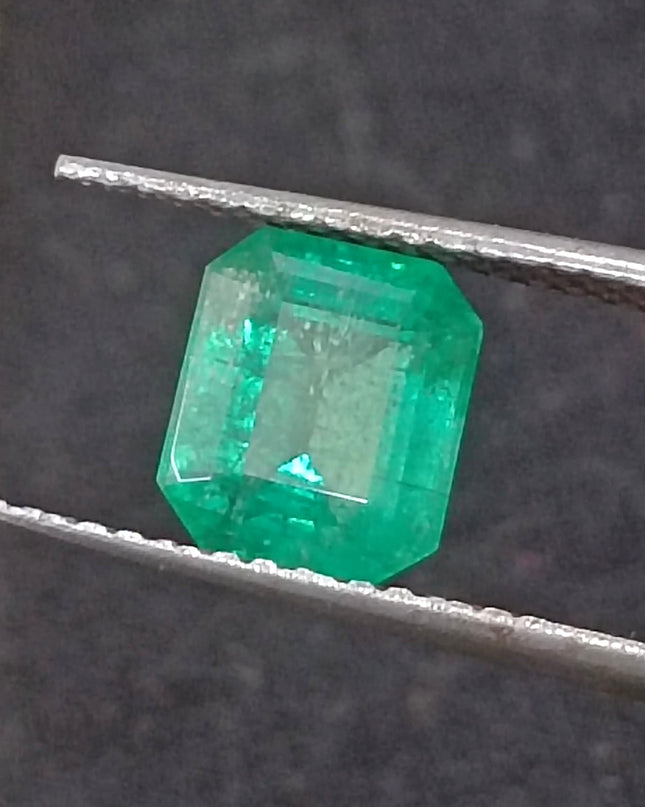 Zambian and colombian natural emeralds