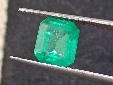 Zambian and colombian natural emeralds