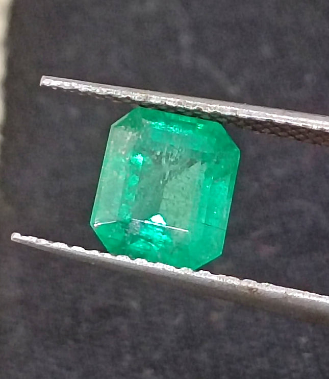 Zambian and colombian natural emeralds