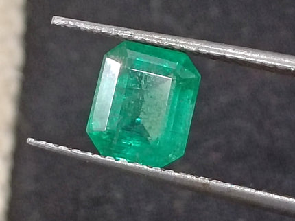 Zambian and colombian natural emeralds