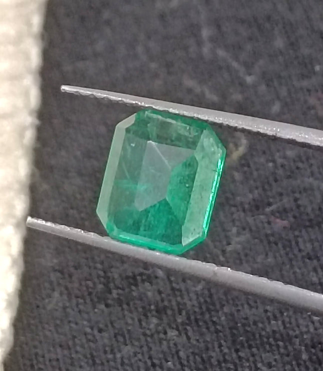 Zambian and colombian natural emeralds