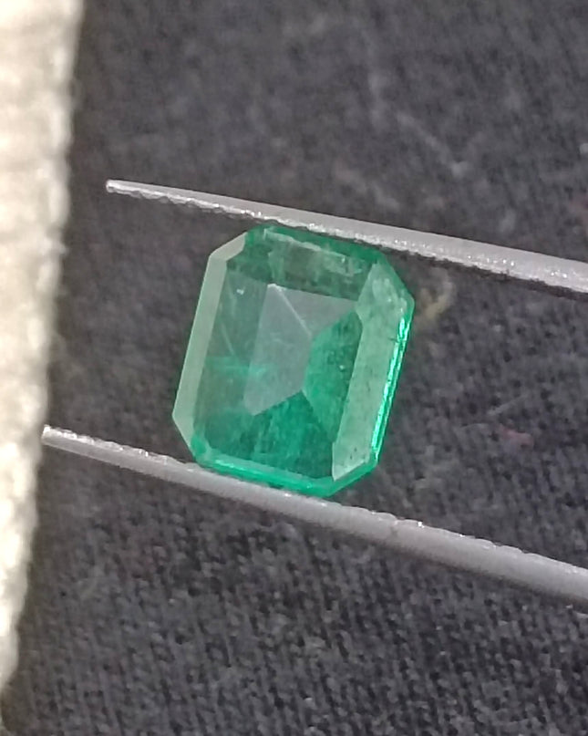 Zambian and colombian natural emeralds