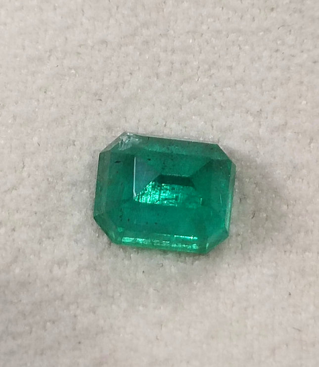 Zambian and colombian natural emeralds