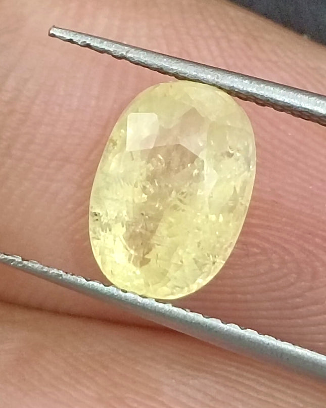 GSI Certified 2.88ct Yellow Ceylon Sapphire Natural Untreated Gemstonr