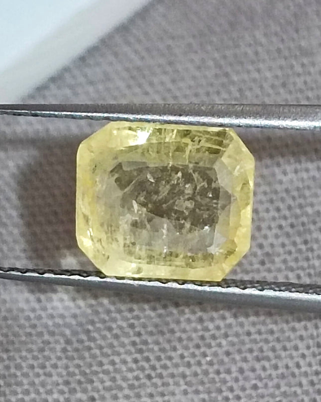 GSI Certified 2.23ct Yellow Ceylon Sapphire Natural untreated Gemstone