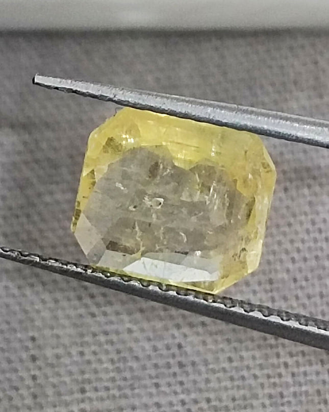 GSI Certified 2.23ct Yellow Ceylon Sapphire Natural untreated Gemstone