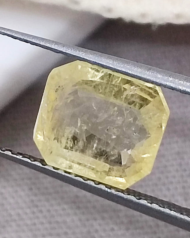 GSI Certified 2.23ct Yellow Ceylon Sapphire Natural untreated Gemstone