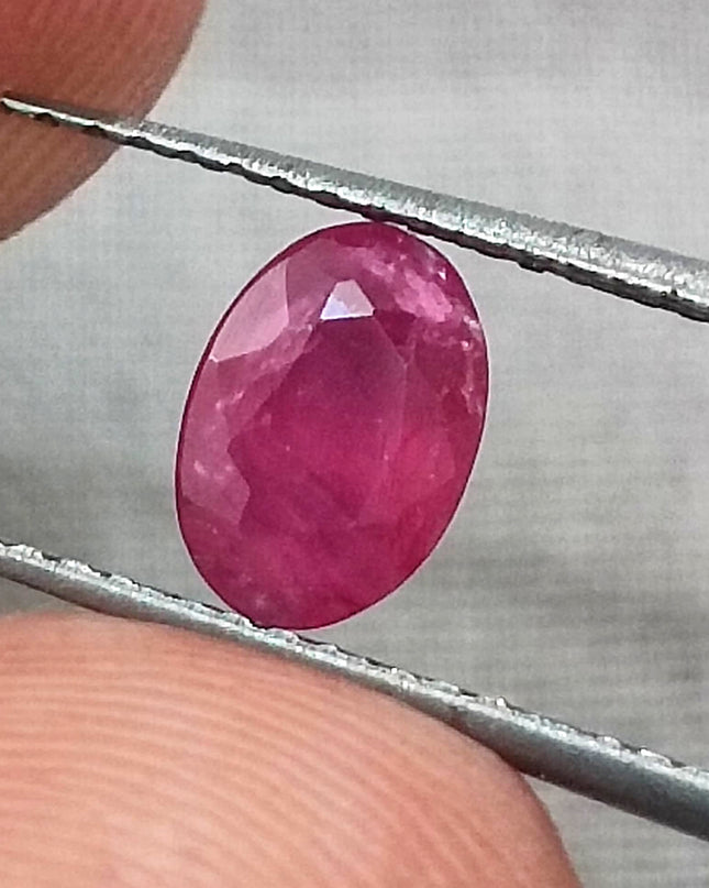 GSI Certified 0.97ct Mozambique Ruby, Natural Untreated Gemstonr