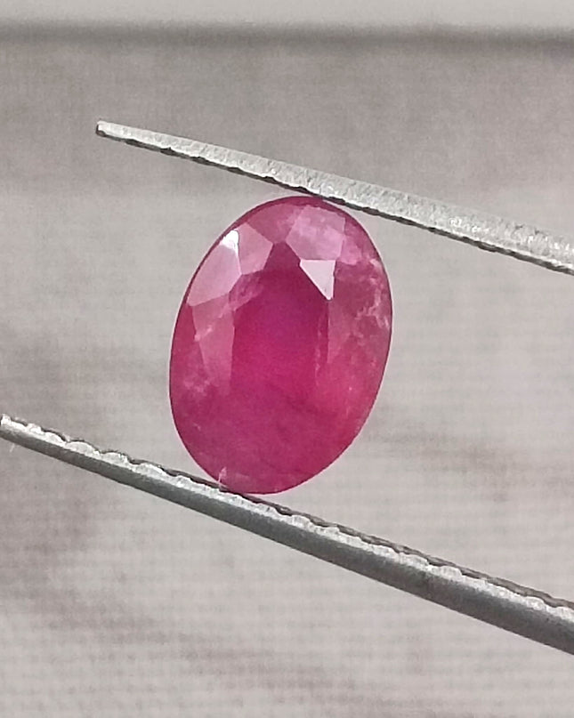 GSI Certified 0.97ct Mozambique Ruby, Natural Untreated Gemstonr