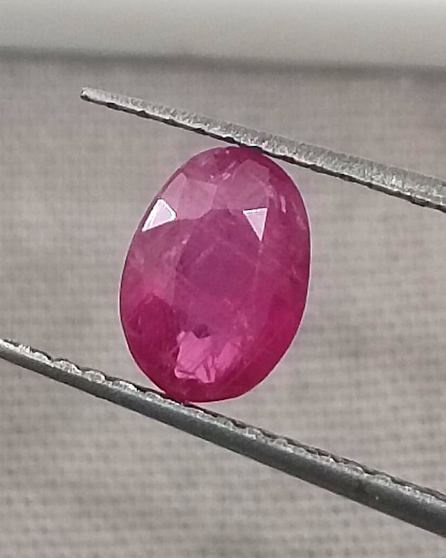 GSI Certified 0.87ct Mozambique Ruby, Untreated Natural Gemstonr