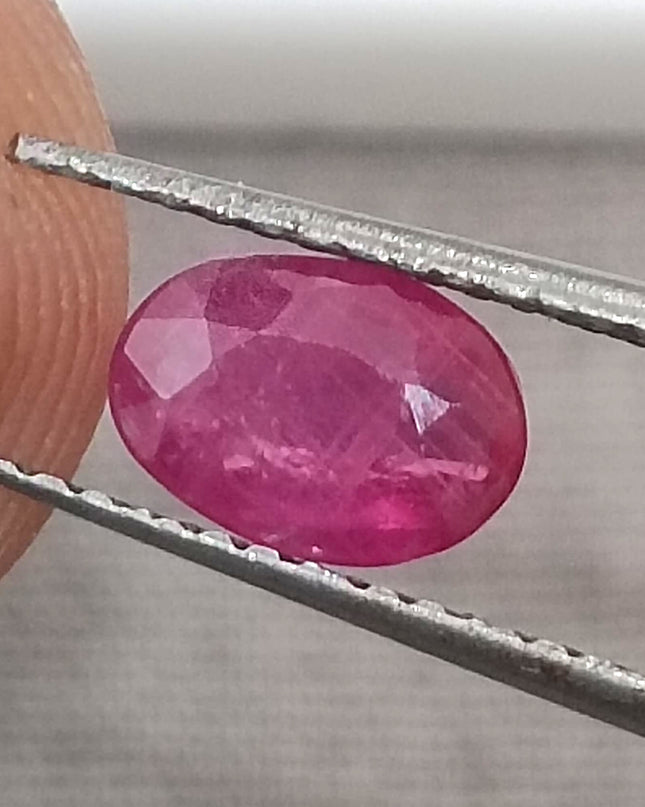 GSI Certified 0.87ct Mozambique Ruby, Untreated Natural Gemstonr