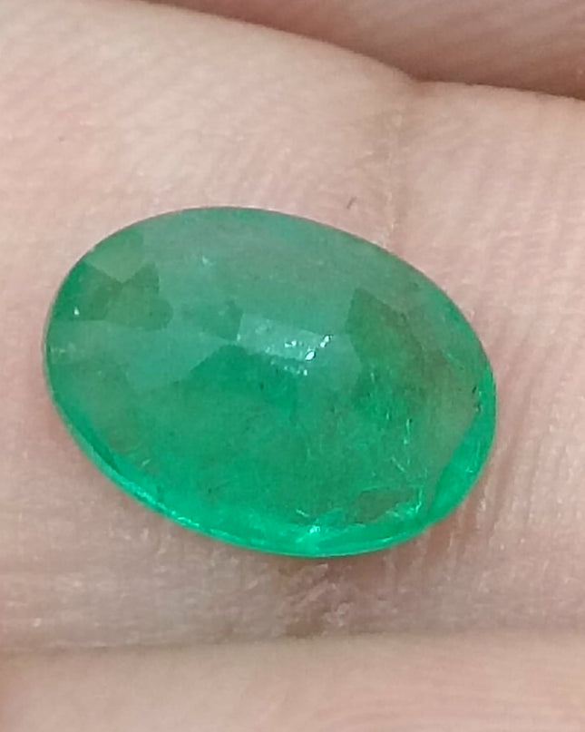 GSI Certified 1.87ct Velvet Green, Natural Gemstone