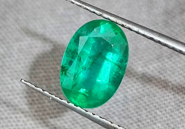 GSI Certified 1.68ct Deep Green Emerald, Natural Earth Mined
