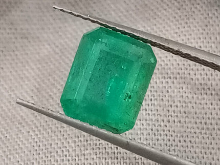 Certified 2.56ct Natural Zambian Emerald