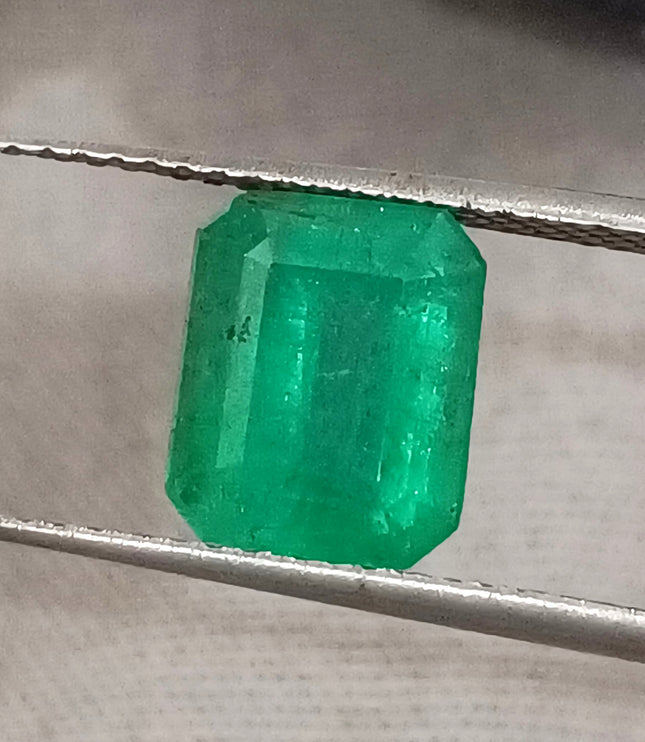 Certified 2.56ct Natural Zambian Emerald