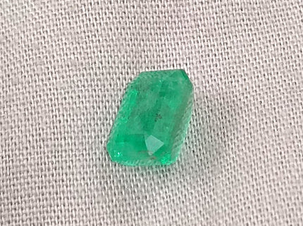 Certified 2.56ct Natural Zambian Emerald